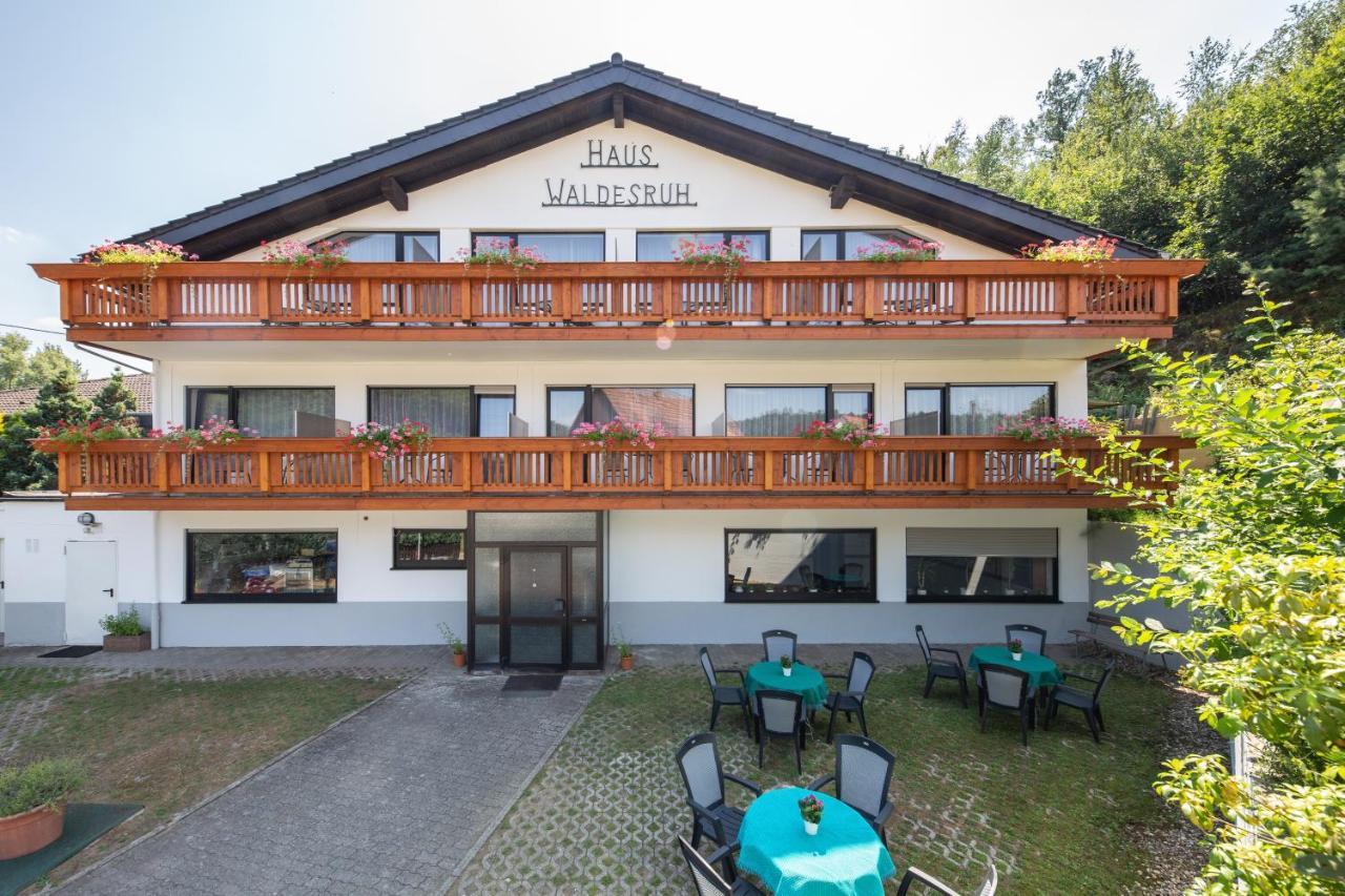 Hotel Restaurant Haus Waldesruh Eppenbrunn Esterno foto
