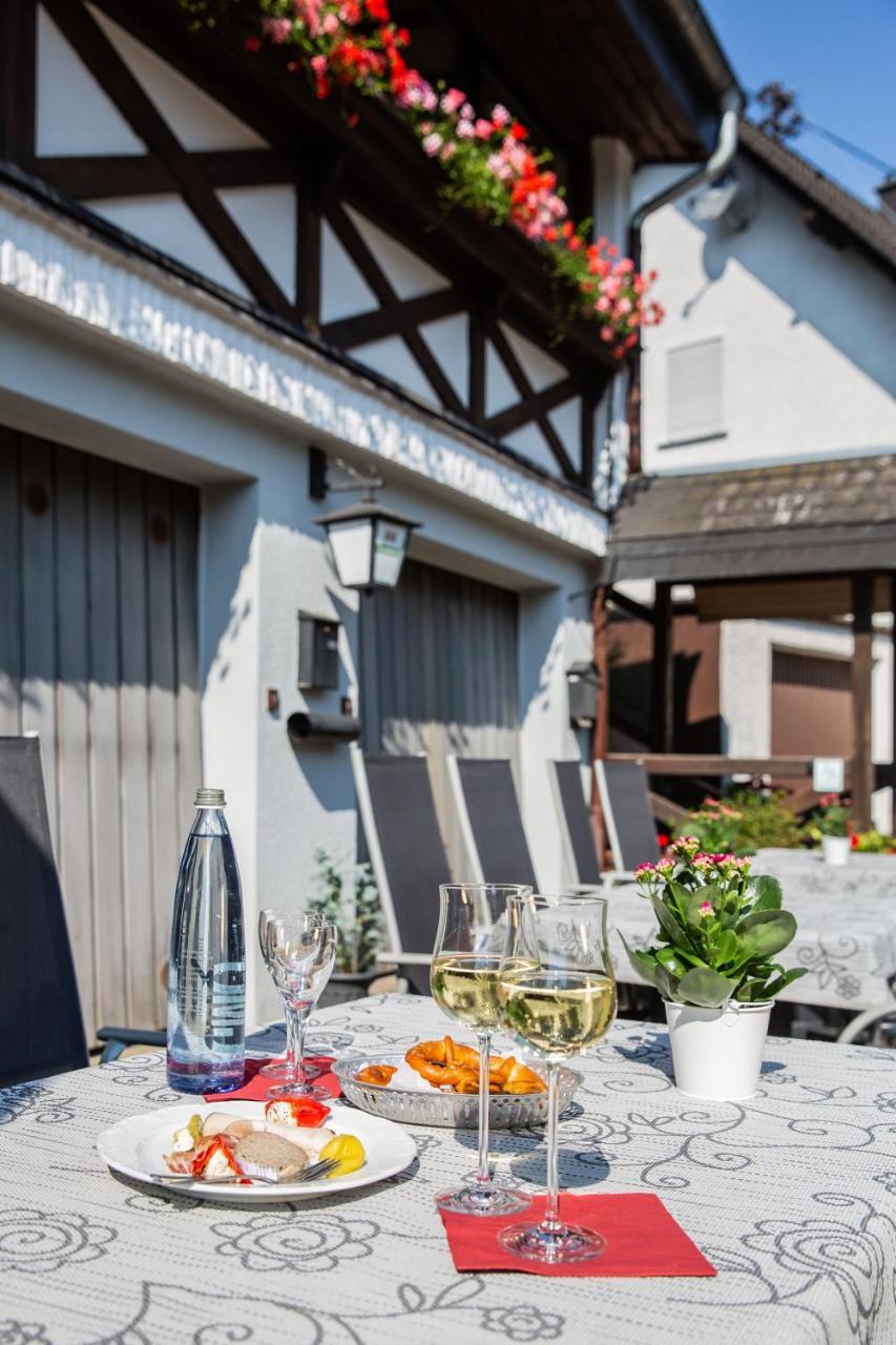 Hotel Restaurant Haus Waldesruh Eppenbrunn Esterno foto